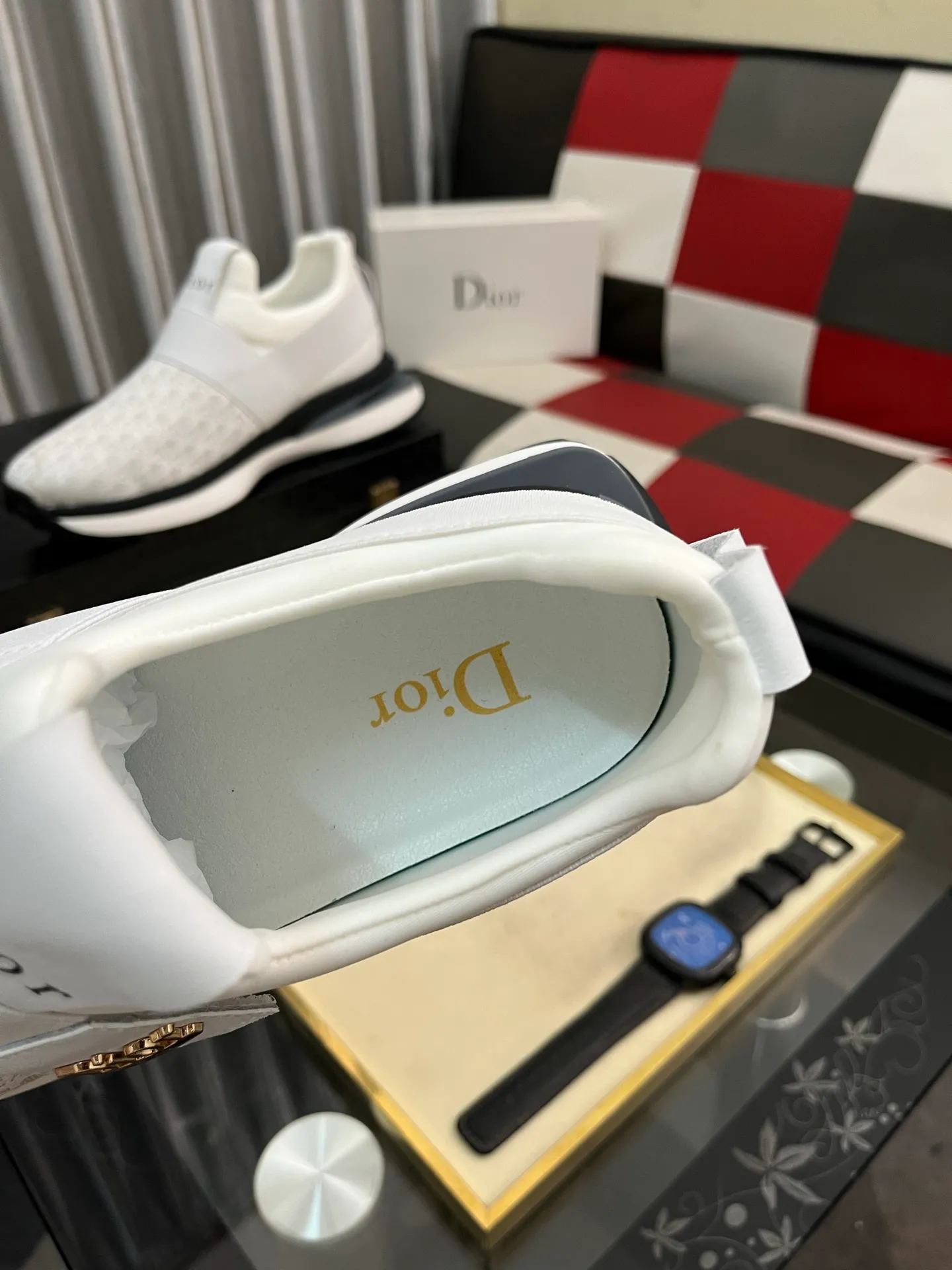 Men's Men's Shoes 💰458⌚️⌚️Dior [Dior] men's casual and trendy shoes are on the market! Strong British fashion style, the upper is made of nubuck leather with printed fabrics, comfortable pigskin lining, and original molded outsole. Designed by European and American masters, the perfect shape creates high quality, super versatile and very comfortable. High-end without losing taste, fashionable and novel! Code number: 38～442️⃣Colors available